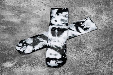 Nobull Crew Tie-Dye Men's Socks White Black | Australia (TW4603)